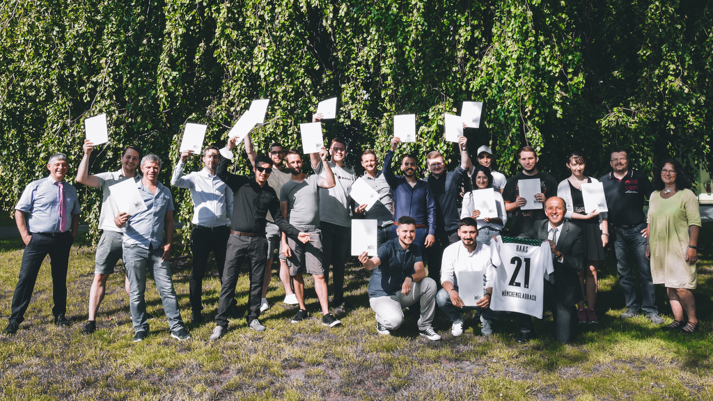 Absolventen der Fachschule für Technik 2021 verabschiedet